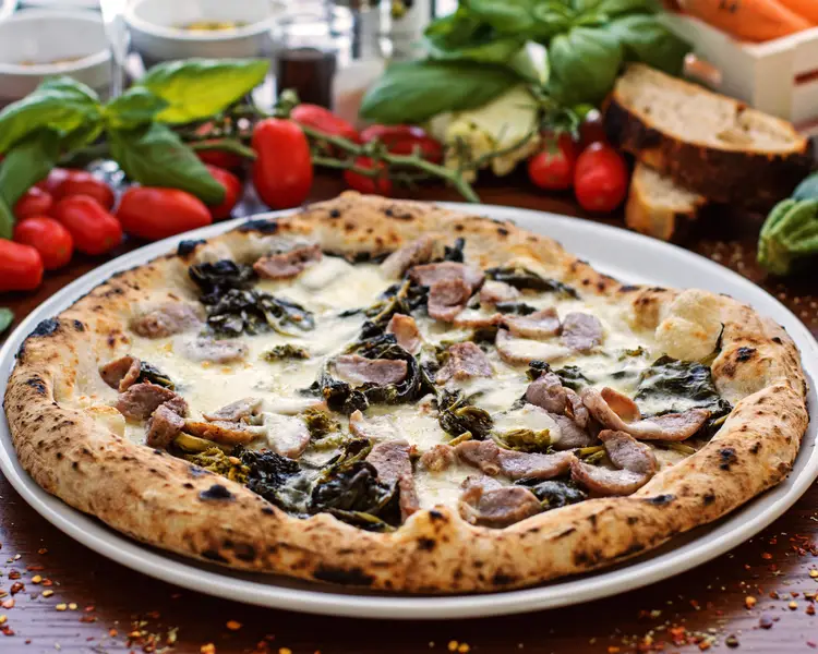 Pizzeria Napoletana a Milano in via Giuseppe Meda 43 - pizza iconica: Niente é Come Prima